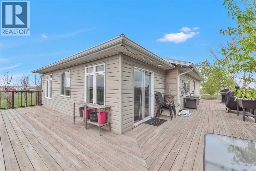 270046 Township Road 284, Rural Rocky View County, Alberta  T0M 0G0 - Photo 8 - A2280316