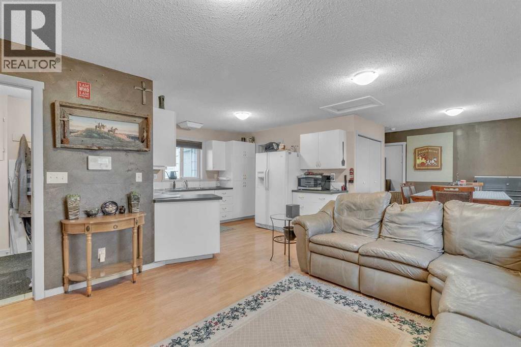 270046 Township Road 284, Rural Rocky View County, Alberta  T0M 0G0 - Photo 37 - A2280316