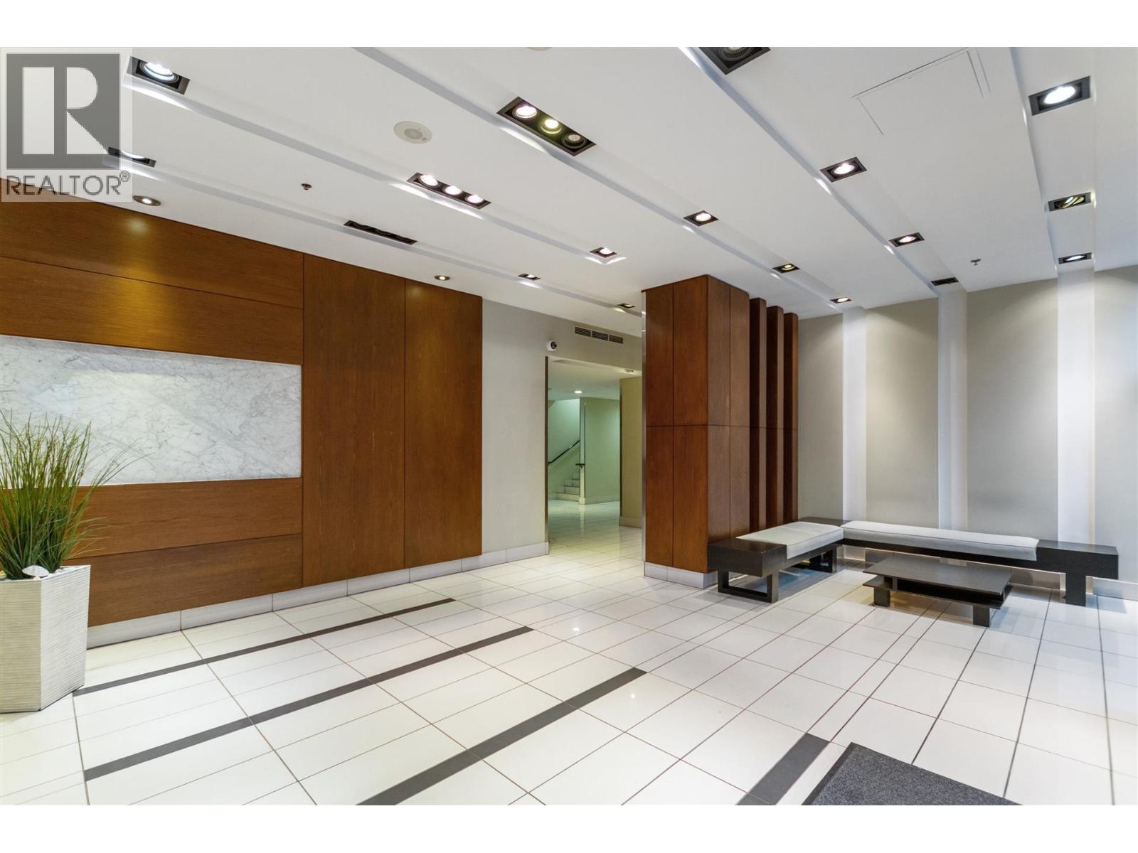 1704 4118 Dawson Street, Burnaby, British Columbia  V5C 0A3 - Photo 2 - R3075842