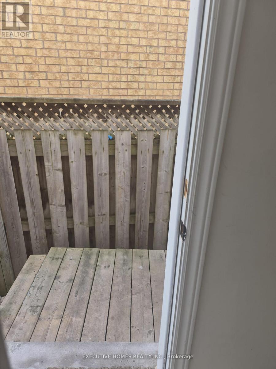 1761 Mcgill Court, Oshawa, Ontario  L1G 8A3 - Photo 2 - E12745188