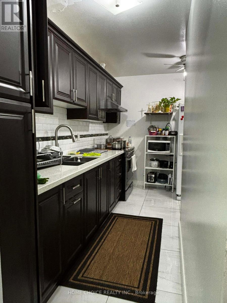 1023 - 100 Mornelle Court, Toronto, Ontario  M1E 4X2 - Photo 11 - E12745210