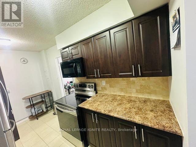 702 - 1210 RADOM STREET, Pickering, Ontario