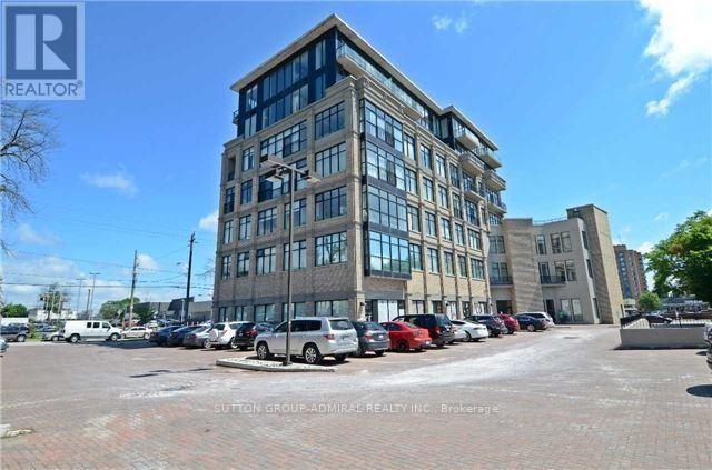 208 - 10376 YONGE STREET, Richmond Hill, Ontario