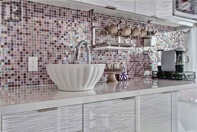 208 - 10376 Yonge Street, Richmond Hill, Ontario  L4C 3B8 - Photo 11 - N12745206