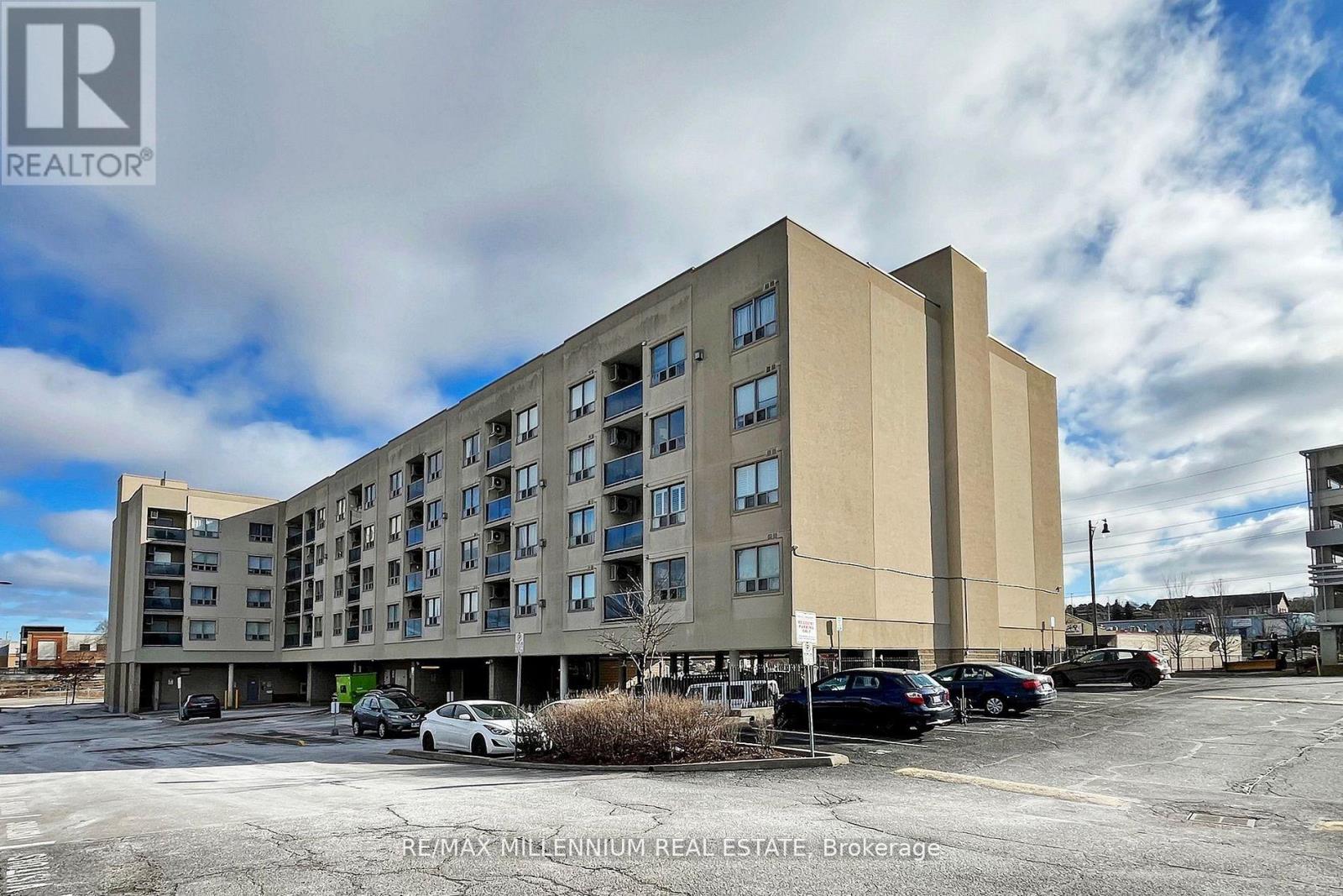 315 - 160 WELLINGTON STREET E, Aurora, Ontario
