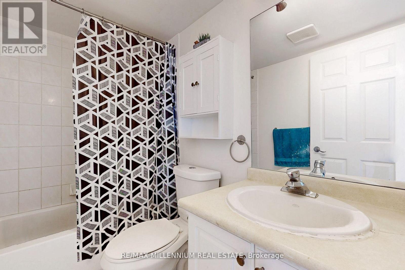 315 - 160 Wellington Street E, Aurora, Ontario  L4G 1J3 - Photo 20 - N12745226