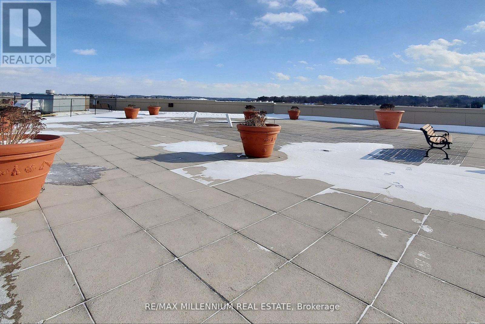 315 - 160 Wellington Street E, Aurora, Ontario  L4G 1J3 - Photo 33 - N12745226