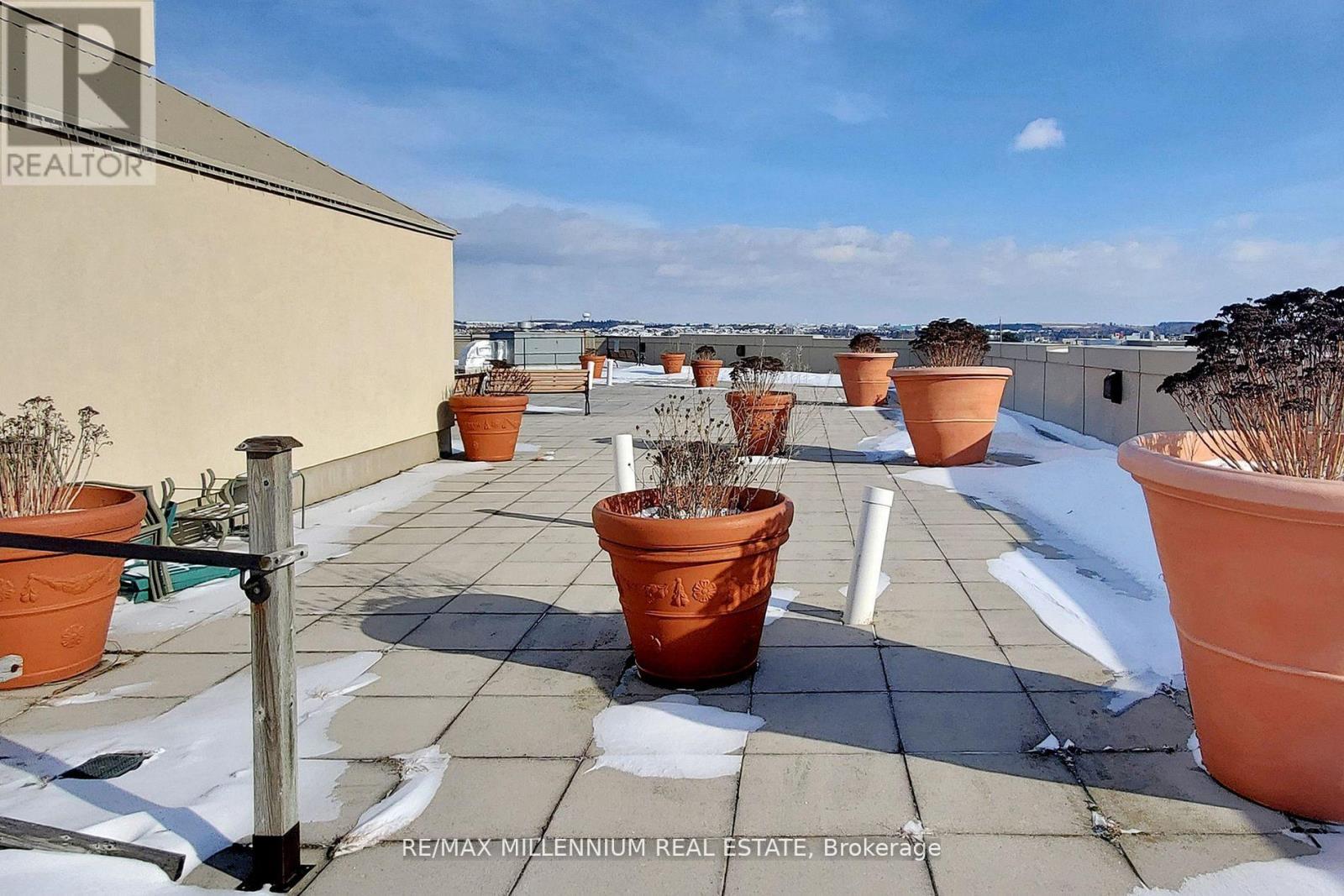 315 - 160 Wellington Street E, Aurora, Ontario  L4G 1J3 - Photo 34 - N12745226