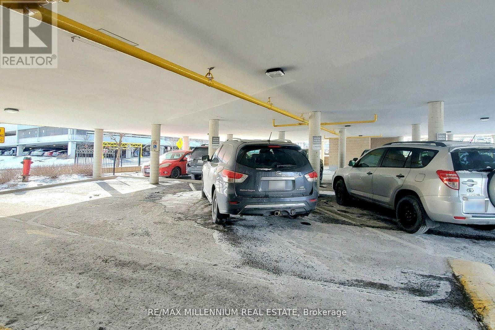 315 - 160 Wellington Street E, Aurora, Ontario  L4G 1J3 - Photo 5 - N12745226