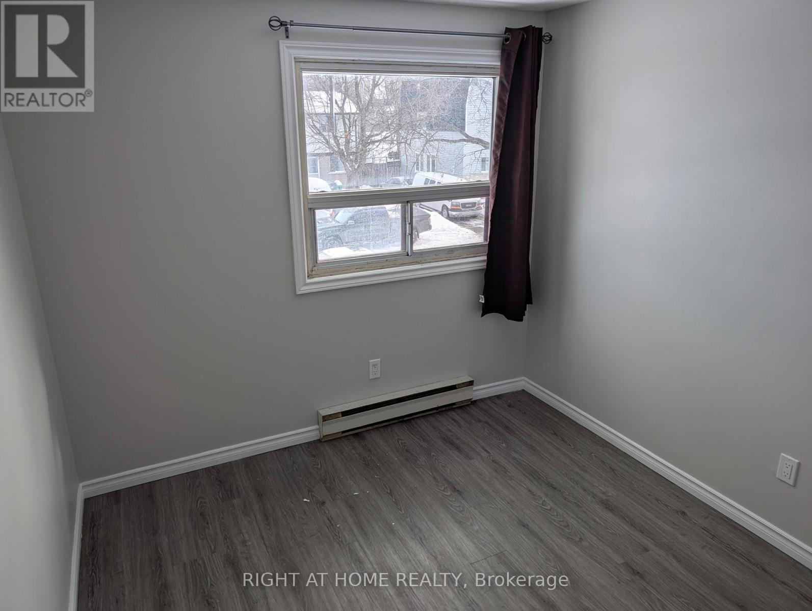 12 Hoskins Square, Brampton, Ontario  L6S 2N6 - Photo 20 - W12700862