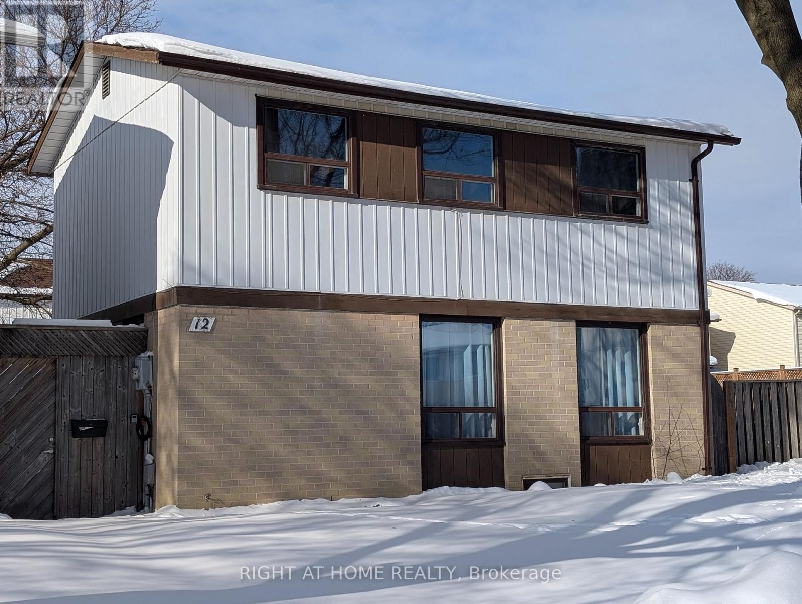 12 Hoskins Square, Brampton, Ontario  L6S 2N6 - Photo 27 - W12700862