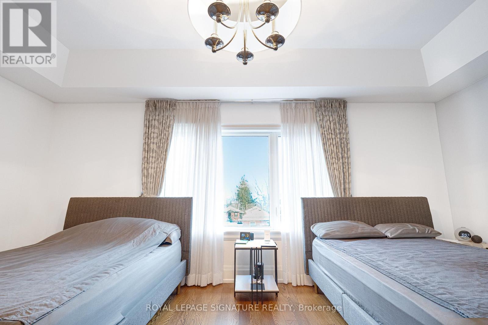 119b Hillside Avenue, Toronto, Ontario  M8V 1T3 - Photo 20 - W12740934