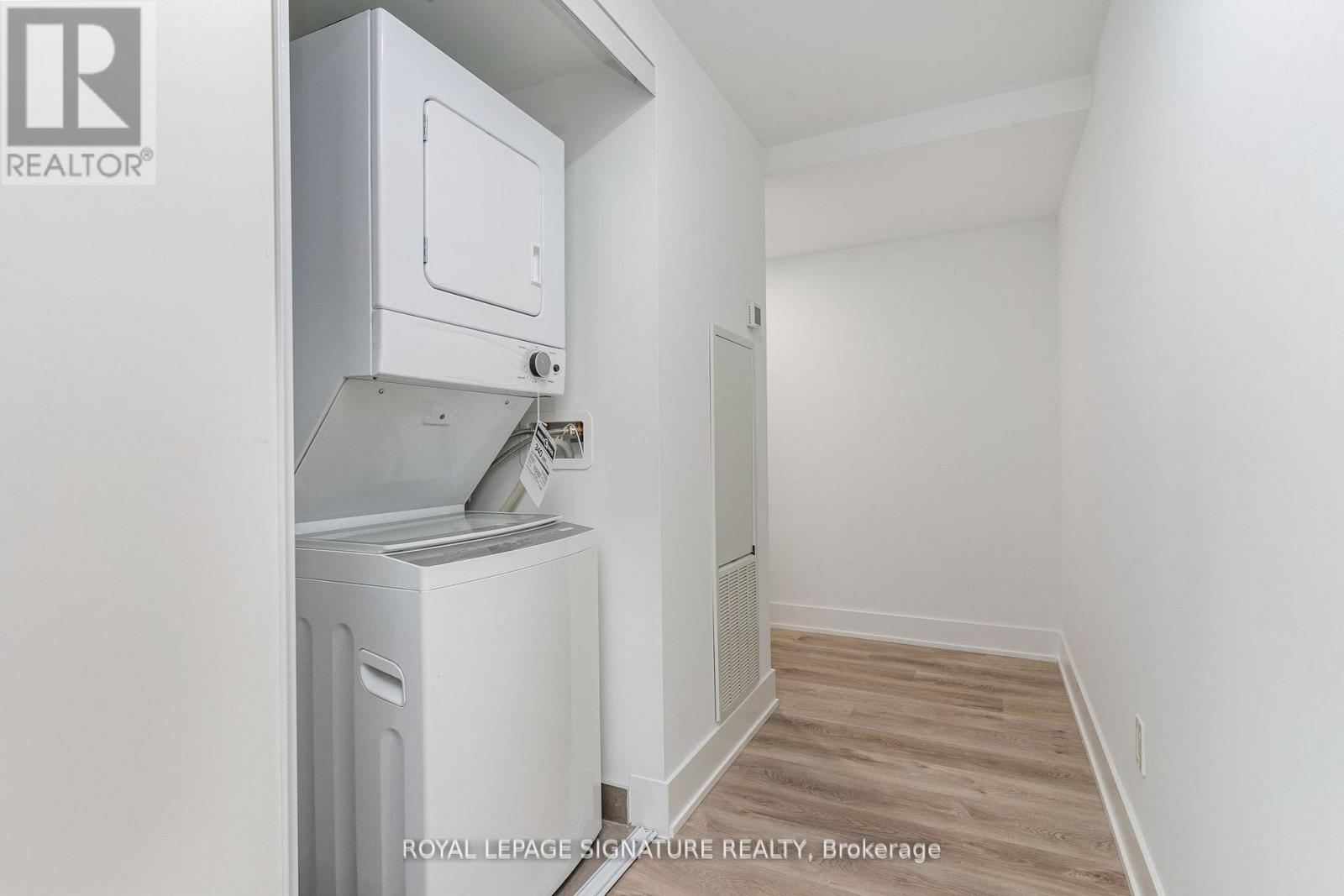 304 - 370 Martha Street, Burlington, Ontario  L7R 0G9 - Photo 14 - W12745220