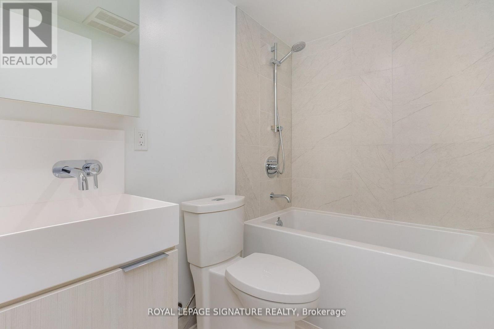 304 - 370 Martha Street, Burlington, Ontario  L7R 0G9 - Photo 23 - W12745220