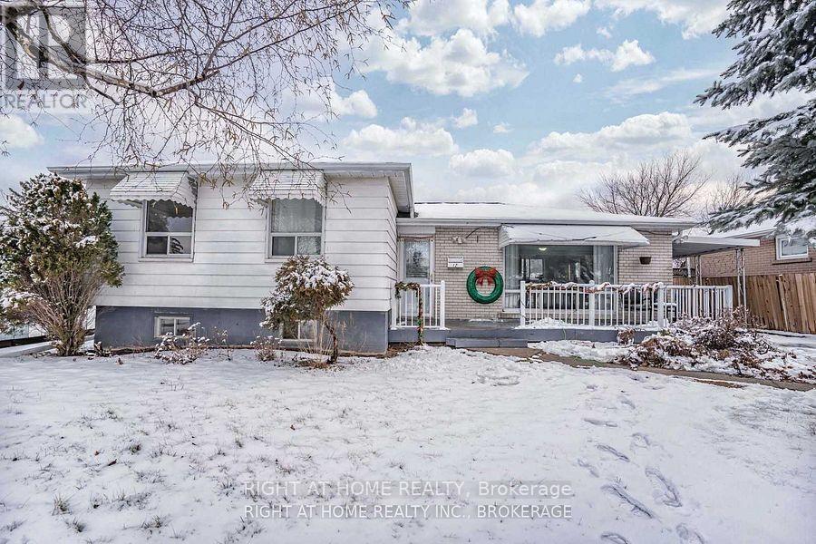 12 DELORAINE DRIVE, Brampton, Ontario