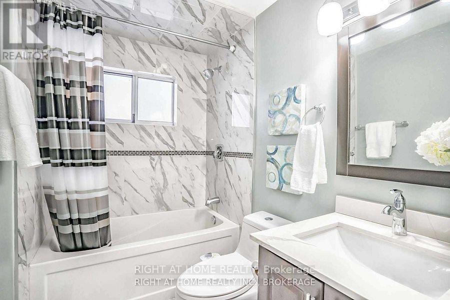 12 Deloraine Drive, Brampton, Ontario  L6T 1T4 - Photo 16 - W12745228