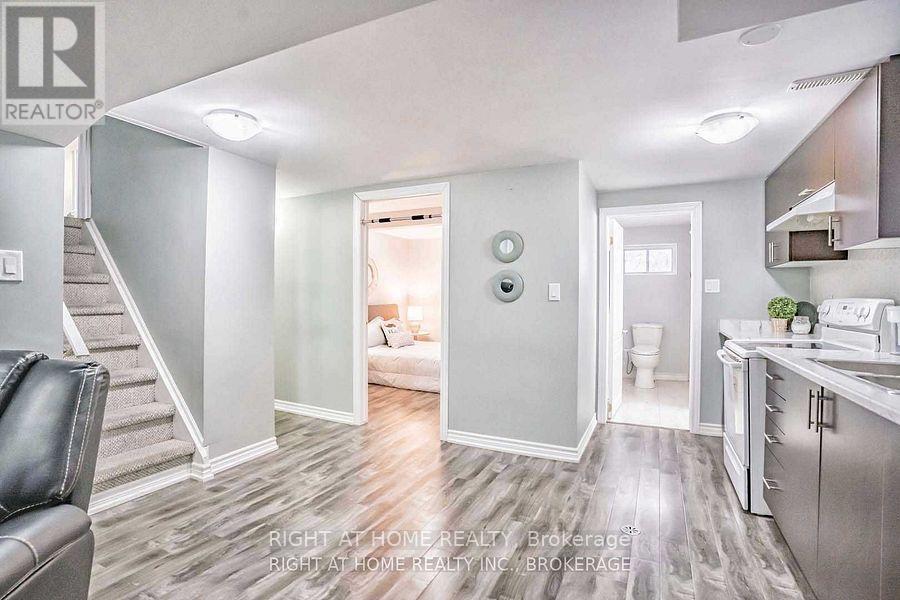 12 Deloraine Drive, Brampton, Ontario  L6T 1T4 - Photo 19 - W12745228