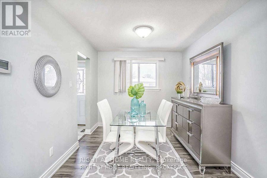 12 Deloraine Drive, Brampton, Ontario  L6T 1T4 - Photo 6 - W12745228