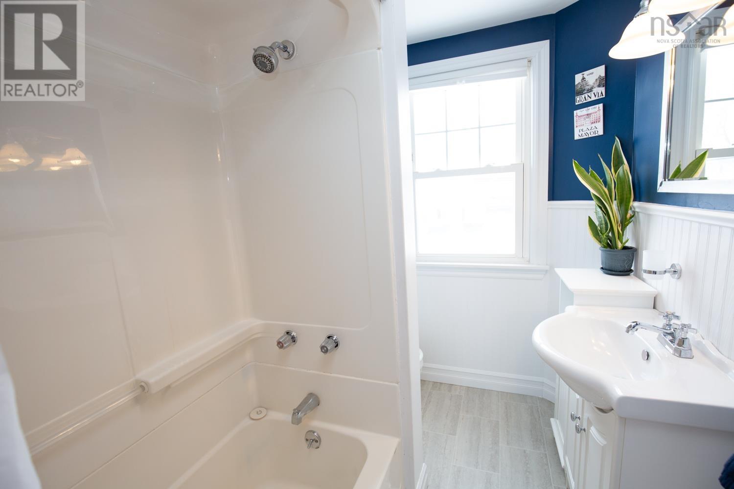 105 Normandy Avenue, Truro, Nova Scotia  B2N 3J6 - Photo 24 - 202601799