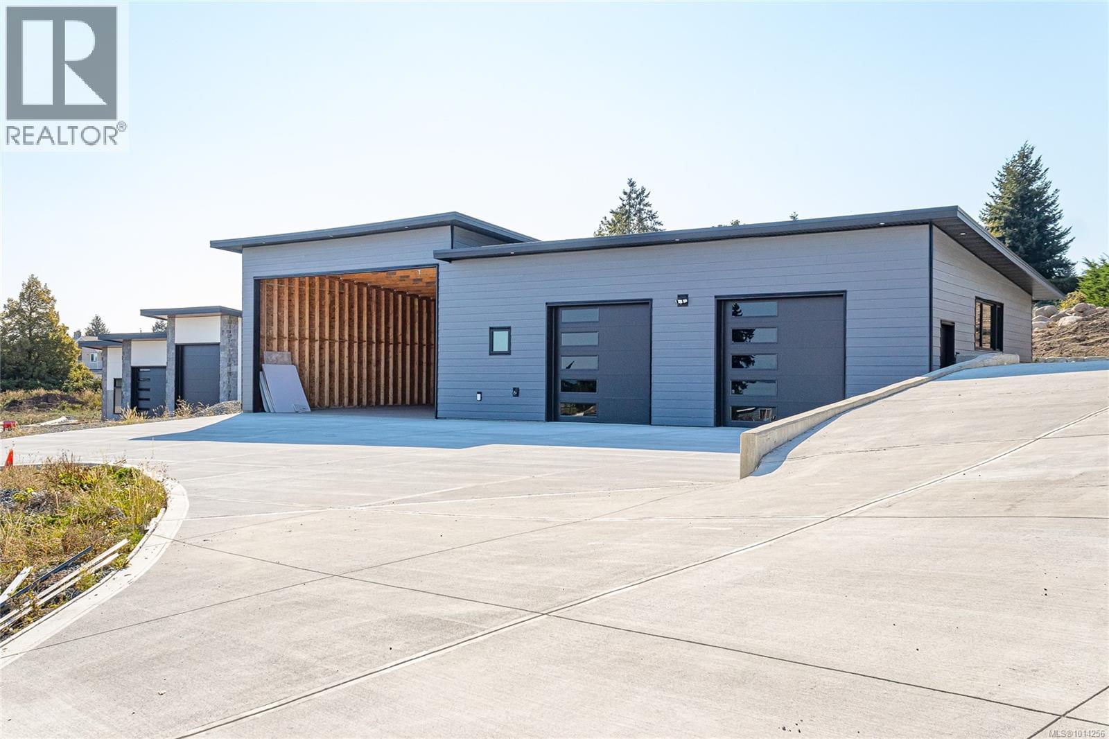 10928 Grandview Rd, Saltair, British Columbia  V9G 1Z7 - Photo 2 - 1014256