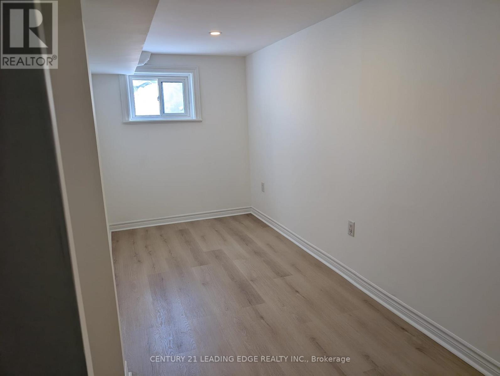 Bsmt - 2424 Whaley Drive, Mississauga, Ontario  L5B 2B5 - Photo 2 - W12744974