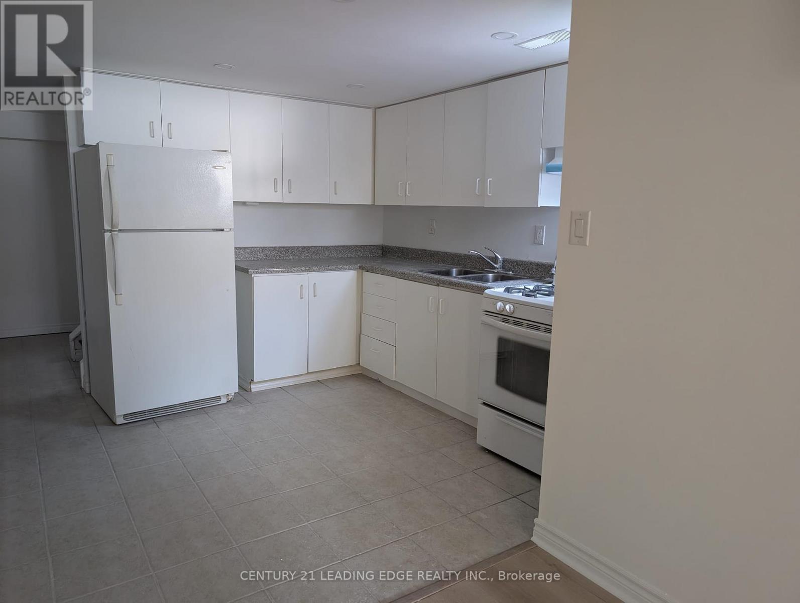 Bsmt - 2424 Whaley Drive, Mississauga, Ontario  L5B 2B5 - Photo 5 - W12744974