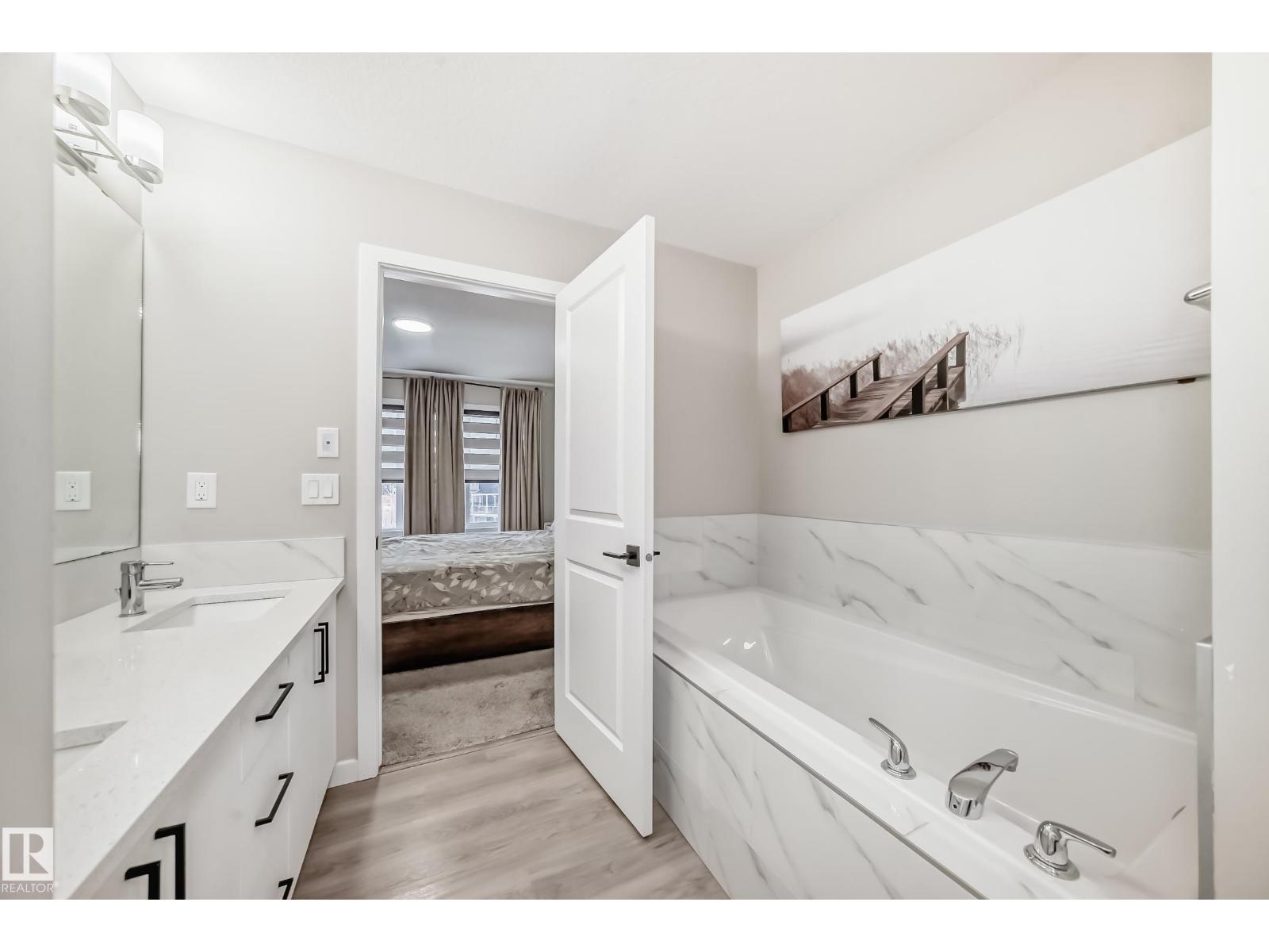 4930 Hawthorn Pl Sw, Edmonton, Alberta  T6X 3A8 - Photo 21 - E4471572