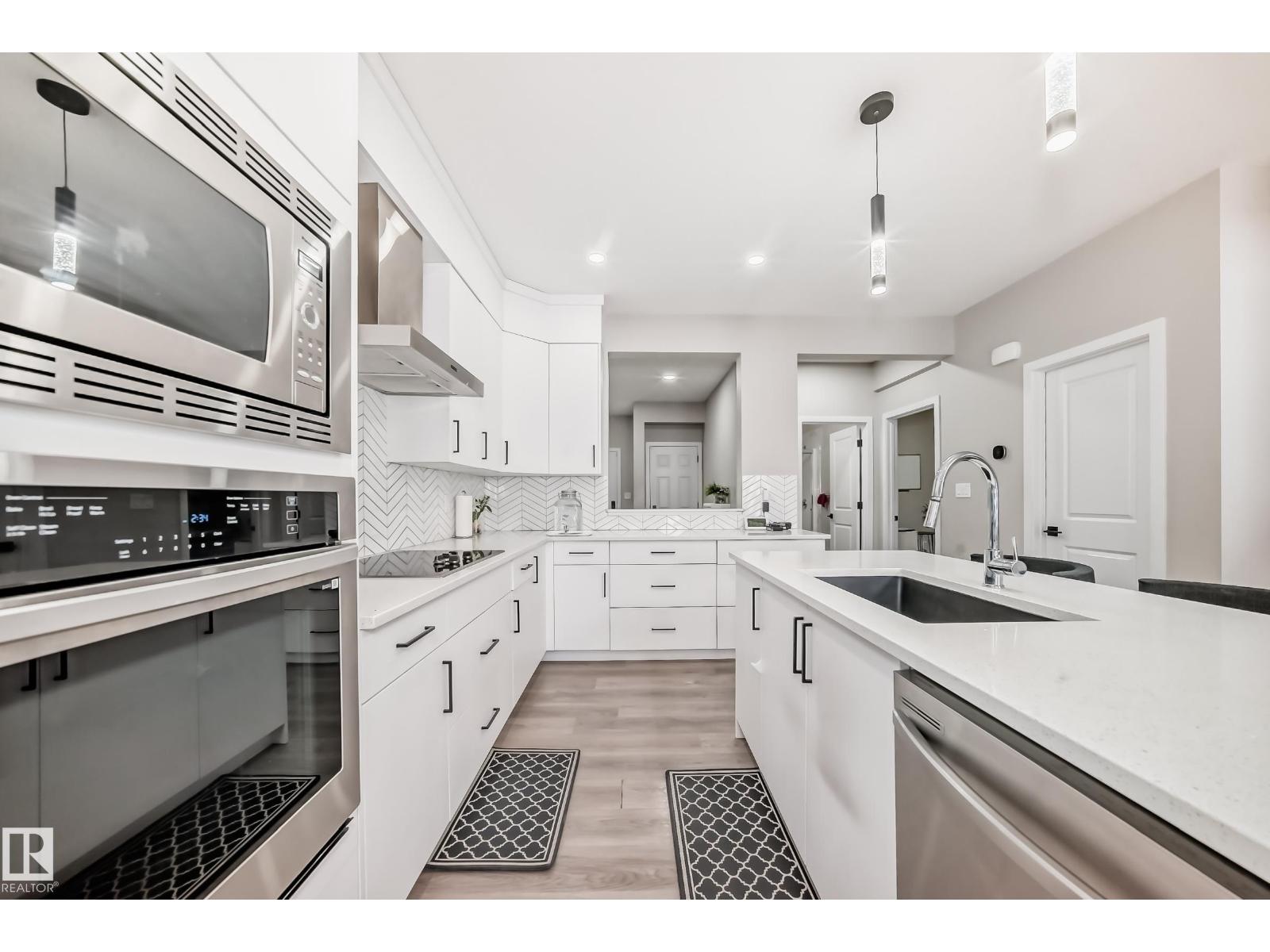 4930 Hawthorn Pl Sw, Edmonton, Alberta  T6X 3A8 - Photo 4 - E4471572