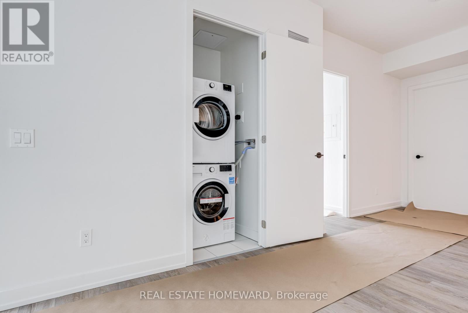 2104 - 35 Parliament Street, Toronto, Ontario  M5A 1G1 - Photo 33 - C12745252