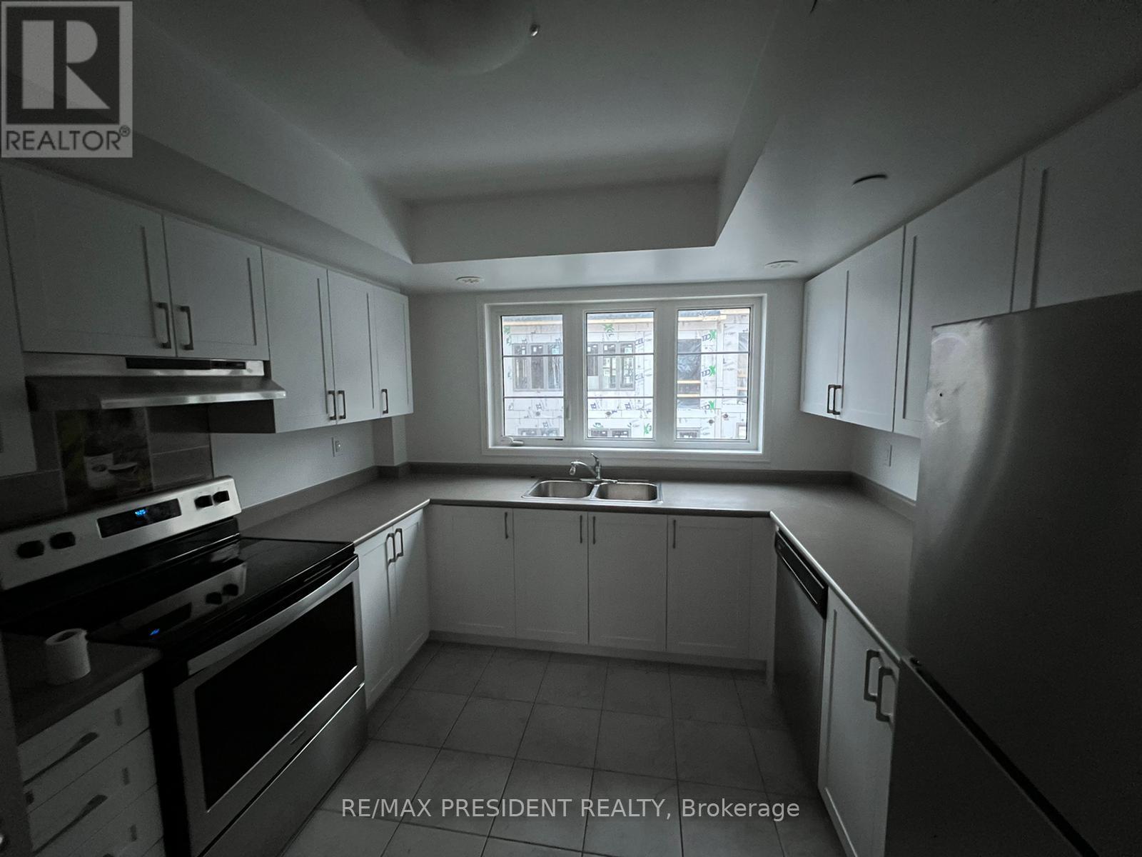 2735 DEPUTY MINISTER PATH, Oshawa, Ontario