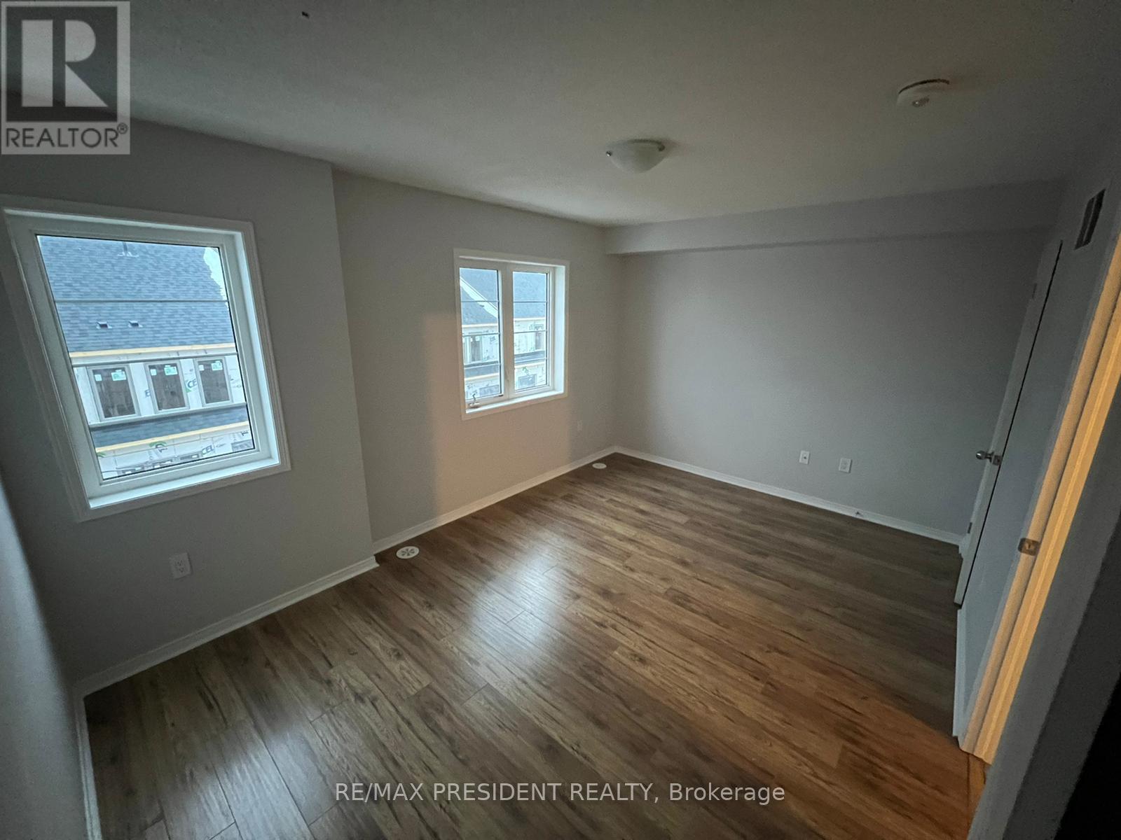 2735 Deputy Minister Path, Oshawa, Ontario  L1L 0M7 - Photo 11 - E12745268