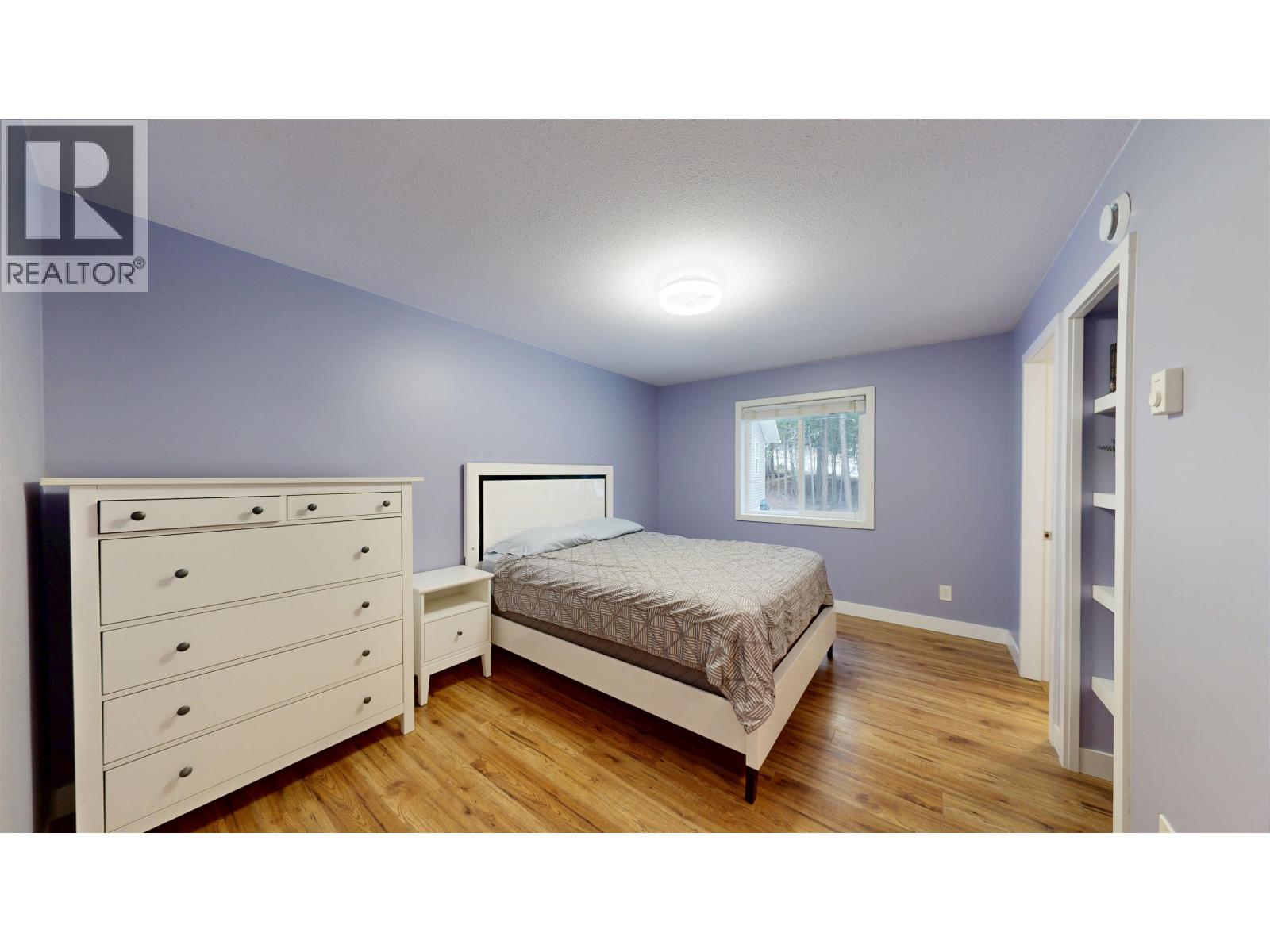 4887 Gloinnzun Crescent, 108 Mile Ranch, British Columbia  V0K 2Z0 - Photo 15 - R3085117