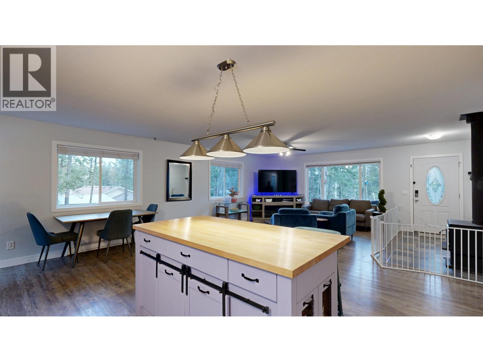 4887 Gloinnzun Crescent, 108 Mile Ranch, British Columbia  V0K 2Z0 - Photo 25 - R3085117