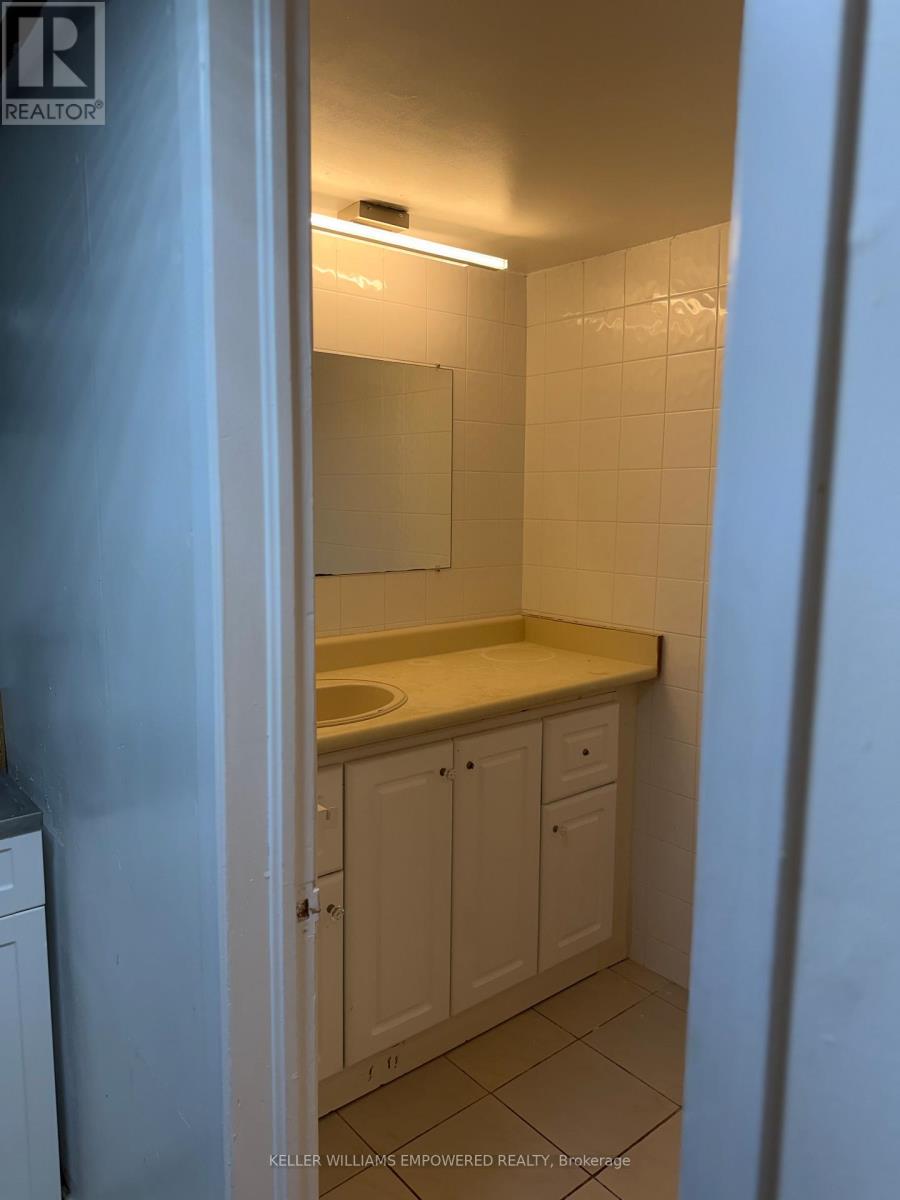 52 Endsleigh Crescent, Toronto, Ontario  M2J 3N6 - Photo 21 - C12745116