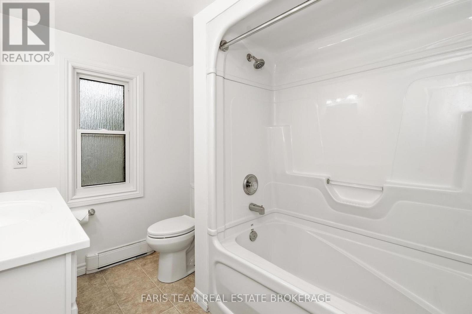 648 10th Line, Innisfil, Ontario  L9S 3N7 - Photo 19 - N12745242