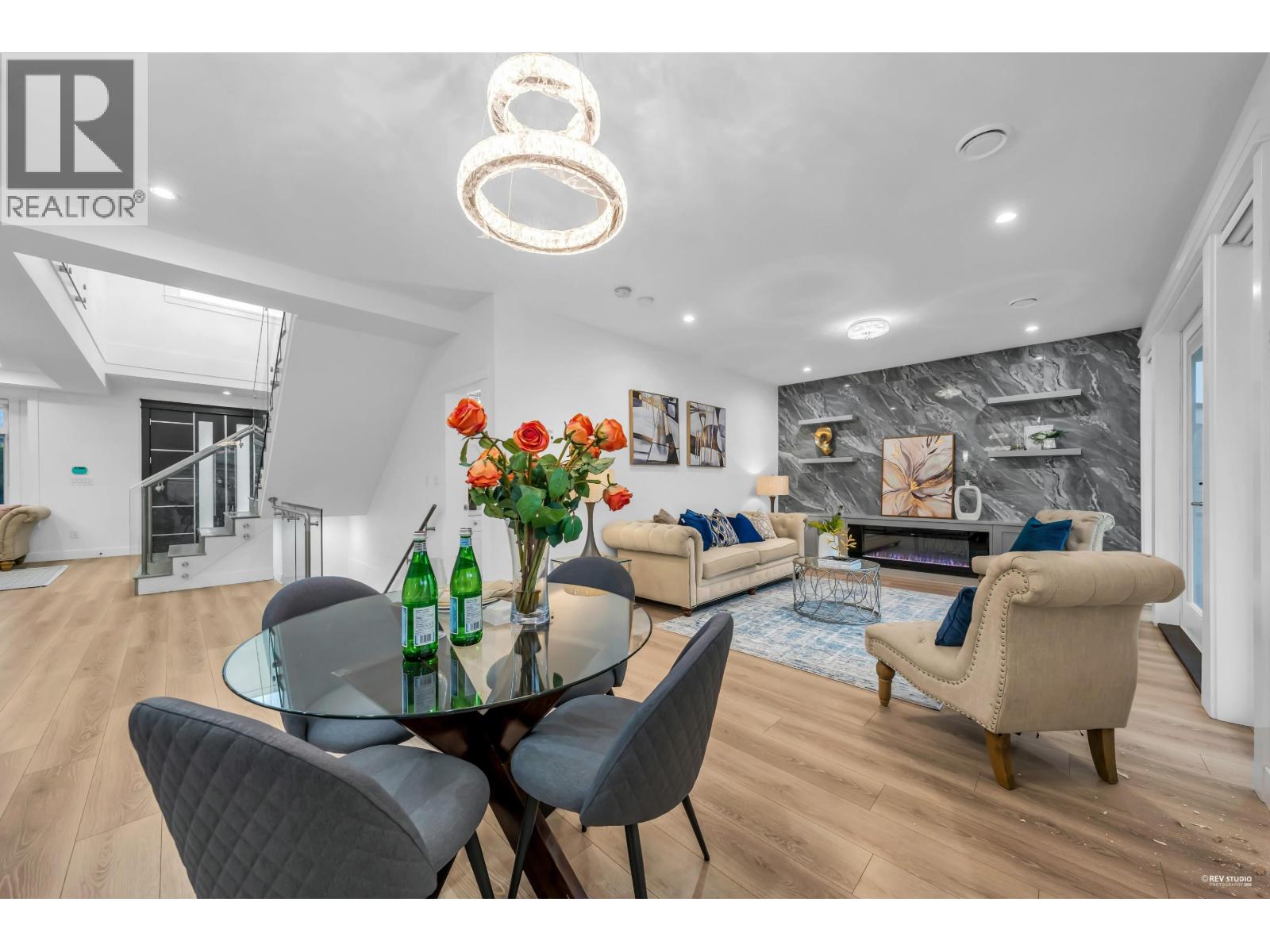 Listing Picture 18 of 37 : 4267 PARKER STREET, Burnaby / 本拿比 - 魯藝地產 Yvonne Lu Group - MLS Medallion Club Member