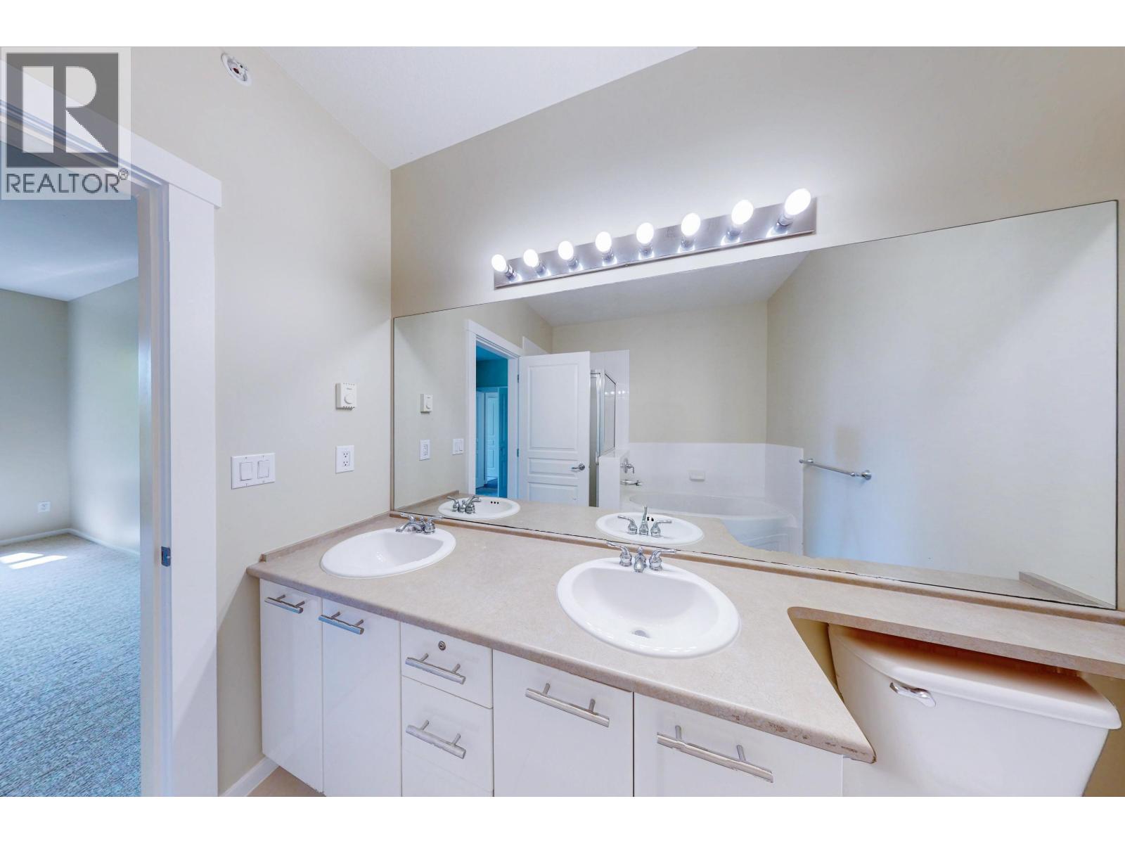 414 9339 University Crescent, Burnaby, British Columbia  V5A 4Y1 - Photo 13 - R3082777