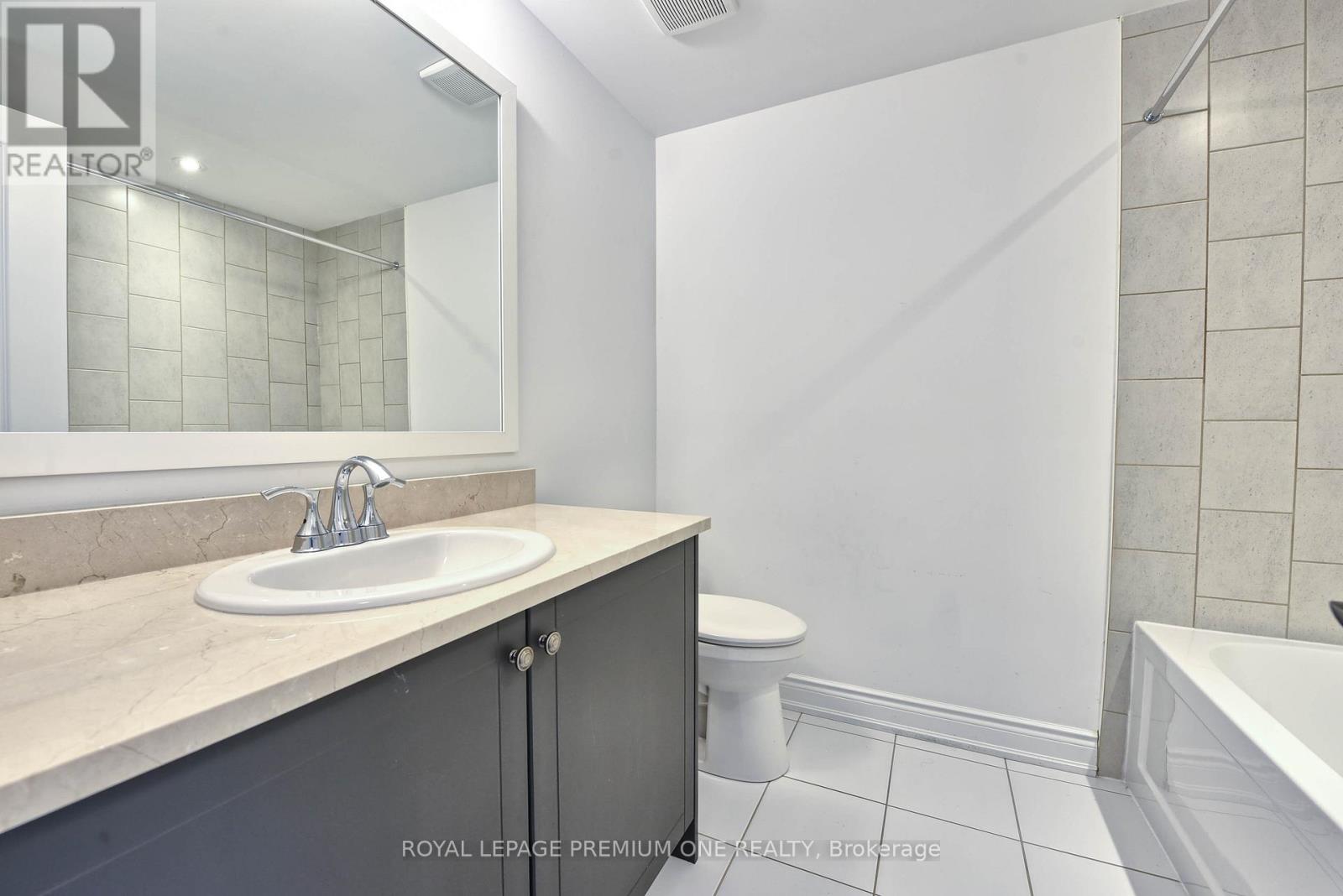141 - 55 Lunar Crescent, Mississauga, Ontario  L5M 2R2 - Photo 17 - W12745244