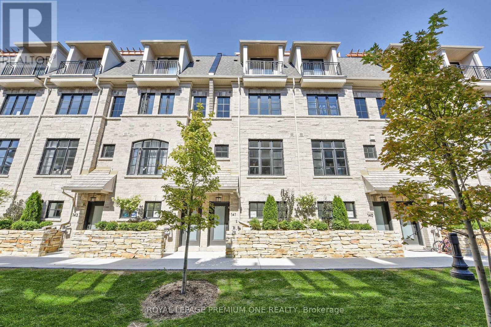 141 - 55 Lunar Crescent, Mississauga, Ontario  L5M 2R2 - Photo 3 - W12745244