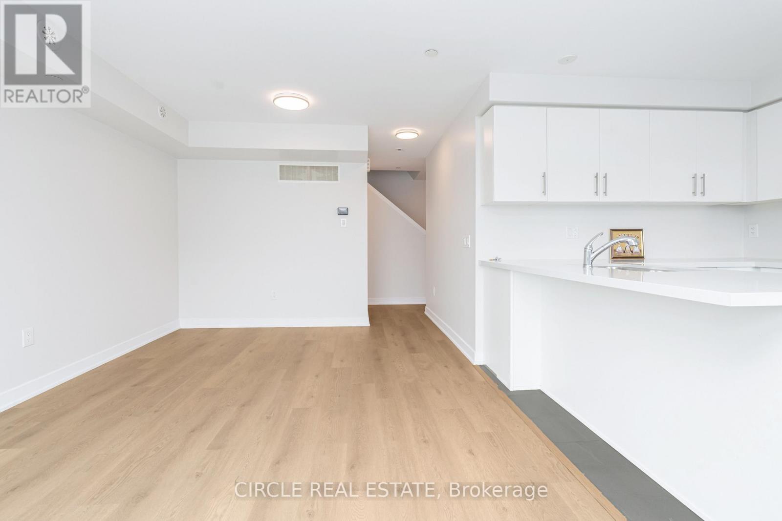 3 - 195 Veterans Drive, Brampton, Ontario  L7A 5L2 - Photo 6 - W12745262