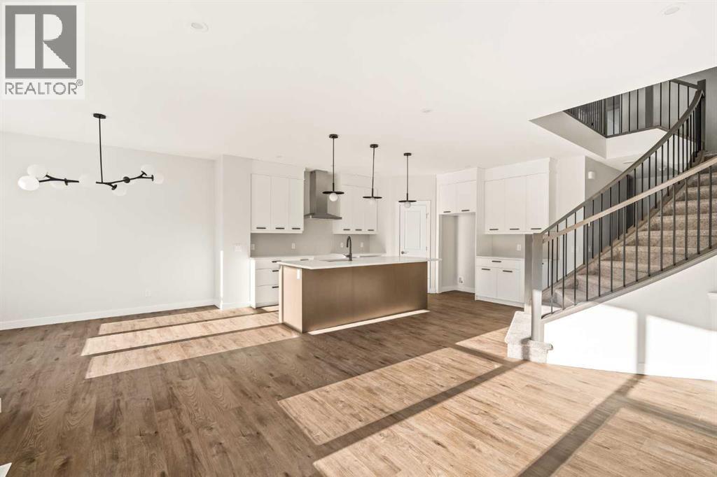 819 Livingston View Ne, Calgary, Alberta  T3P 2K7 - Photo 13 - A2282557