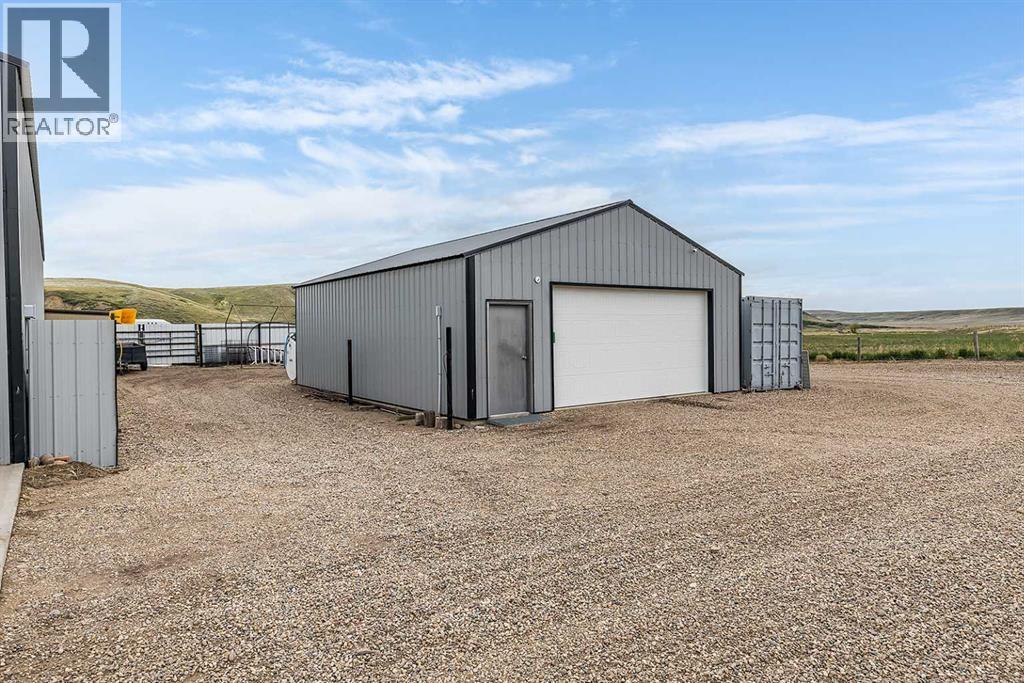 11232 Black & White Trail, Rural Cypress County, Alberta  T0K 1Z0 - Photo 44 - A2222810