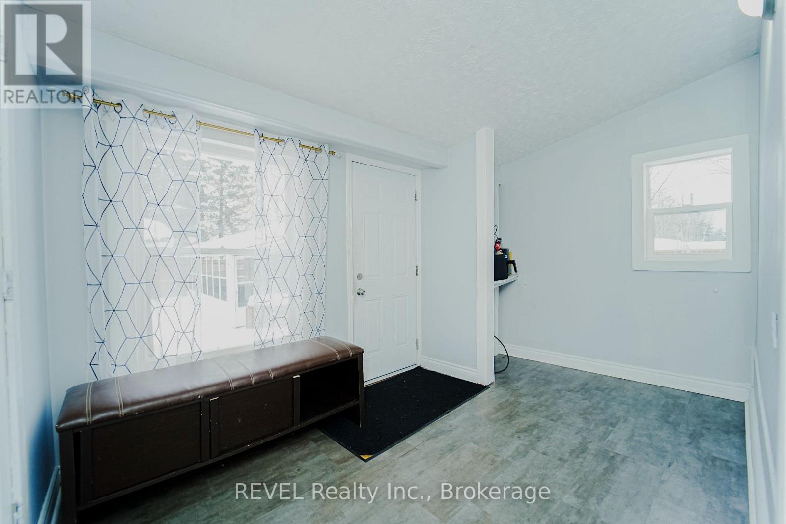 4586 Fifth Avenue, Niagara Falls, Ontario  L2E 4R6 - Photo 24 - X12745276