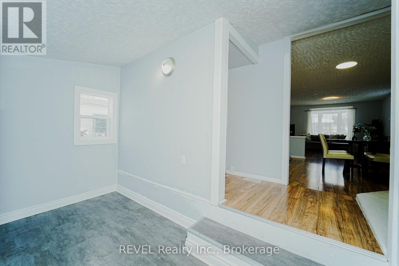 4586 Fifth Avenue, Niagara Falls, Ontario  L2E 4R6 - Photo 25 - X12745276