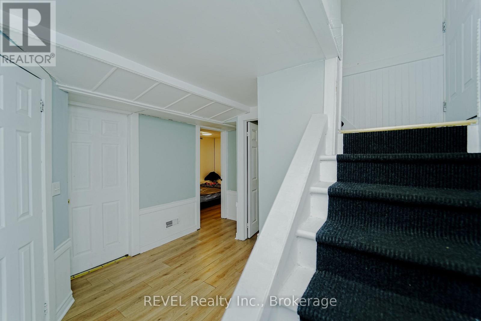 4586 Fifth Avenue, Niagara Falls, Ontario  L2E 4R6 - Photo 27 - X12745276