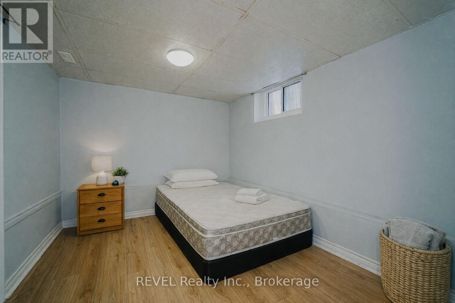 4586 Fifth Avenue, Niagara Falls, Ontario  L2E 4R6 - Photo 28 - X12745276