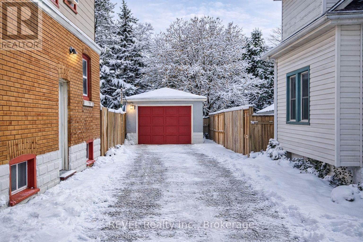 4586 Fifth Avenue, Niagara Falls, Ontario  L2E 4R6 - Photo 4 - X12745276