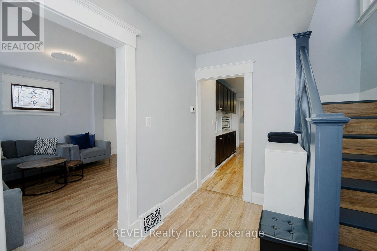 4586 Fifth Avenue, Niagara Falls, Ontario  L2E 4R6 - Photo 6 - X12745276