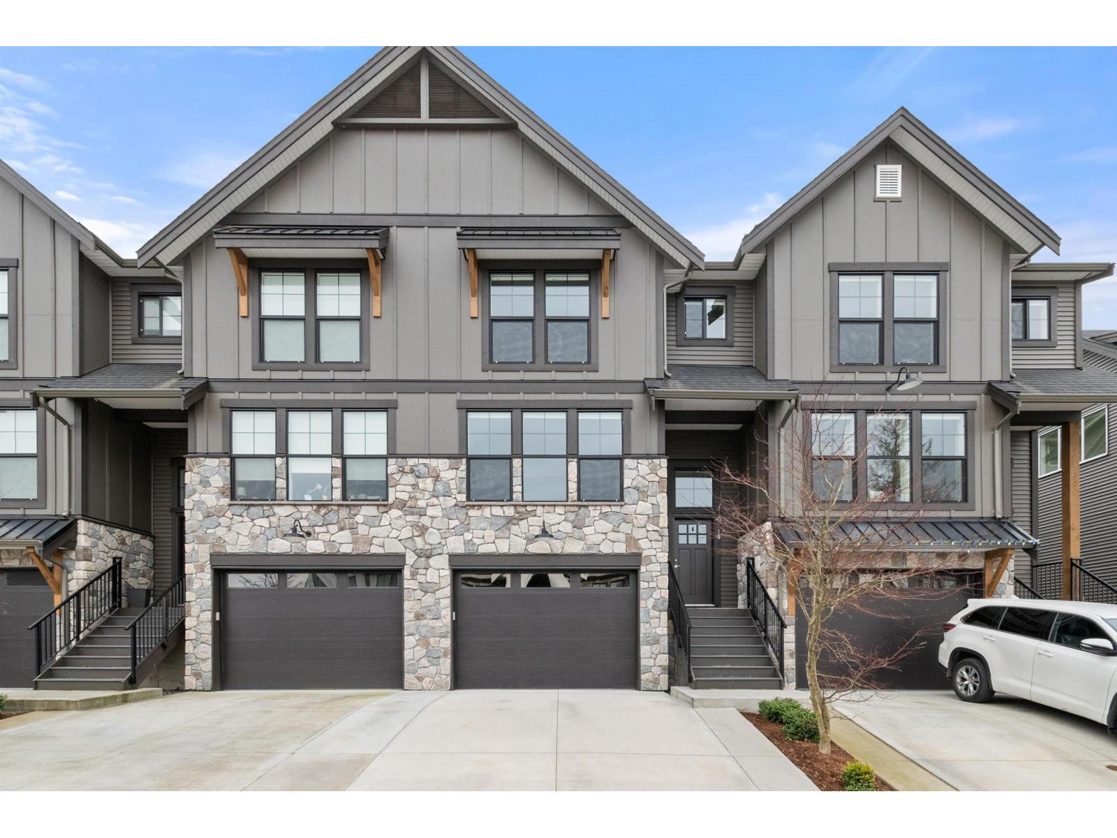 10 47203 Vista Place, Promontory, Chilliwack, British Columbia  V2R 6E2 - Photo 1 - R3084133