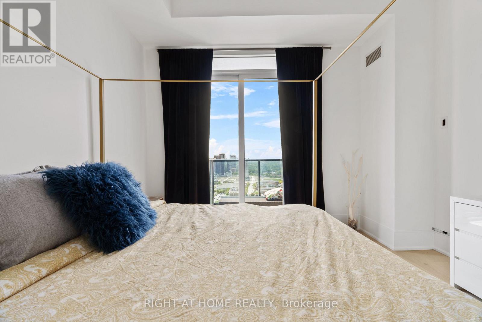 3403 - 181 Wynford Drive, Toronto, Ontario  M3C 0C6 - Photo 21 - C12745278